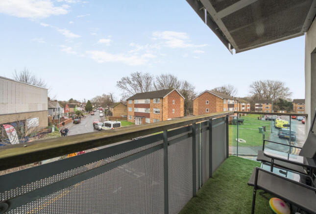 1400141-12-697cd8...