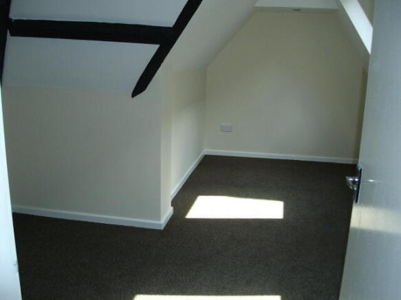 2 bed Flat to rent Image 6