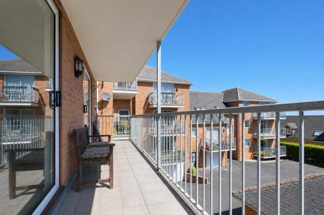 Balcony1.jpg