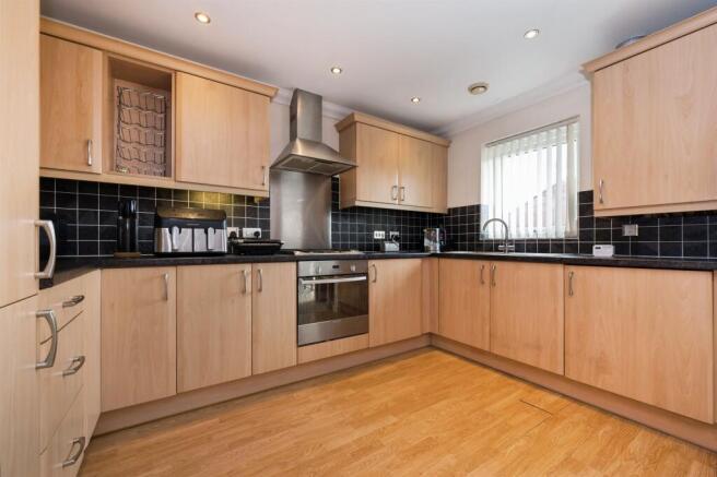 Mansel Road East, Southampton photo 4