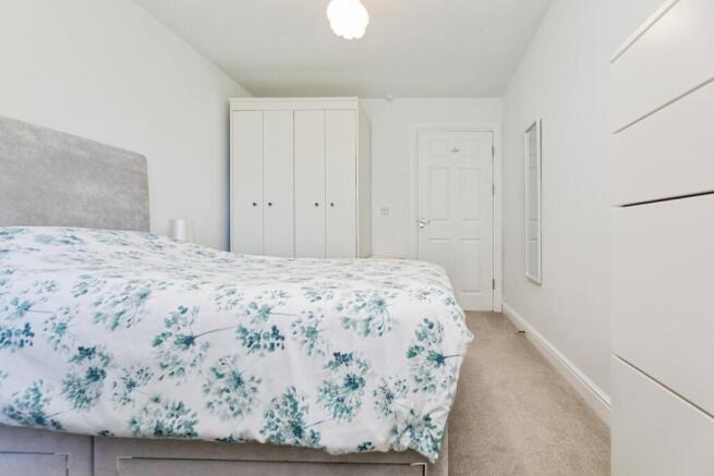 pbox-bedroom-347392.jpg