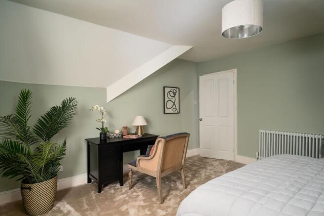 2 bed Flat for sale Image 5
