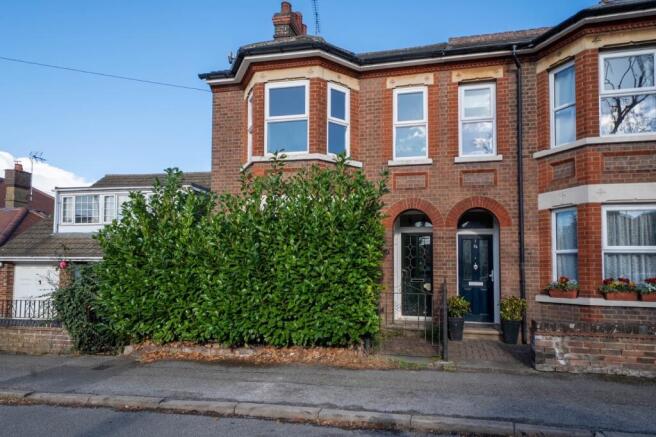4-bed semi-detached on Richard Street, Dunstable, Bedfordshire, LU5, £350,000