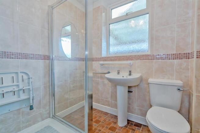 49 Priory Road, Rugeley, WS15 1HZ 12.jpg