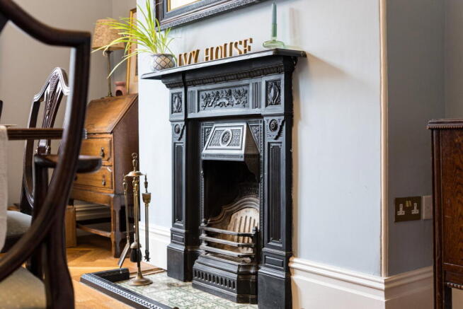 4 bed Semi-Detached for sale Image 9