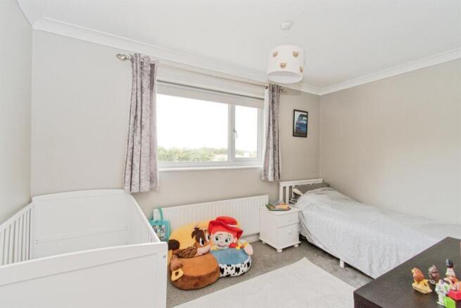 2 bed Terraced for sale Image 7