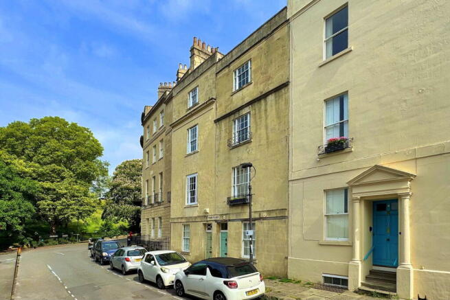 3-bed house on Park Place, Bath, £700,000