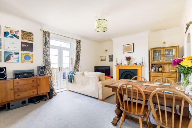 Sitting/Dining Room