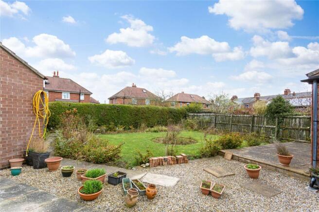 3 bed Semi-Detached for sale Image 12