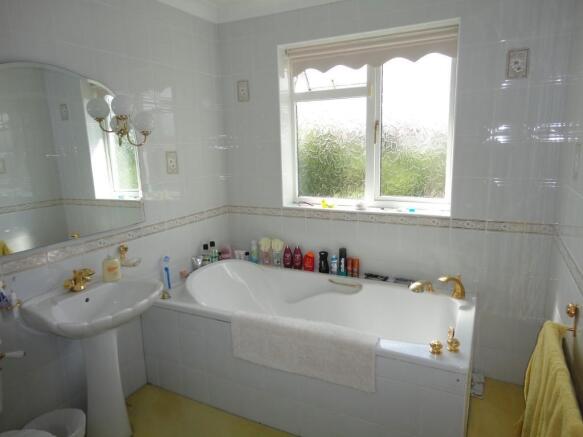 bathroom/wc