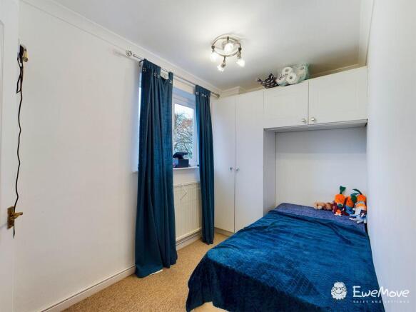 Bedroom 3 (Single with Ensuite)