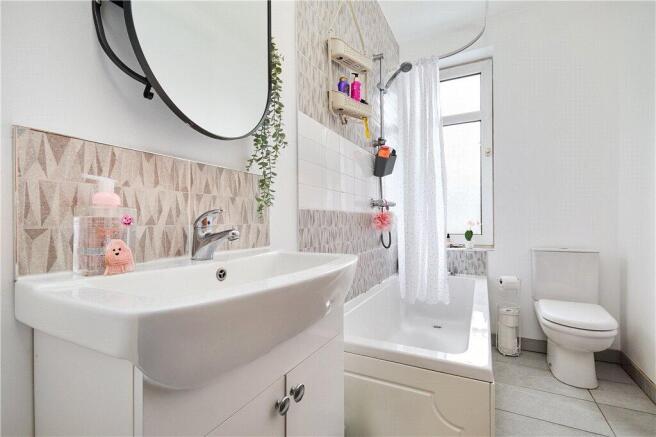 3 bed Terraced for sale Image 12