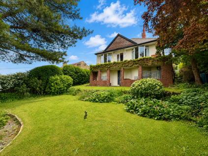 Collingham ~ Wetherby Road, LS22