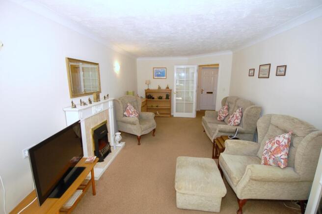 Lounge/dining room