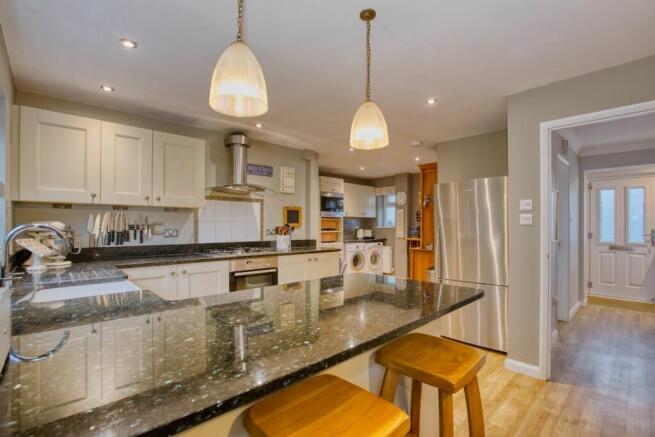 Open Kitchen Diner