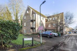 11, Blossom Road, Caversham, Reading RG4 7AZ