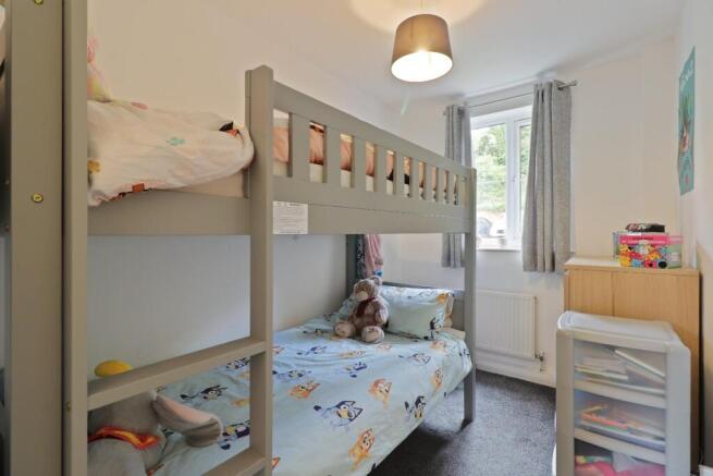 2 bed Flat for sale Image 12