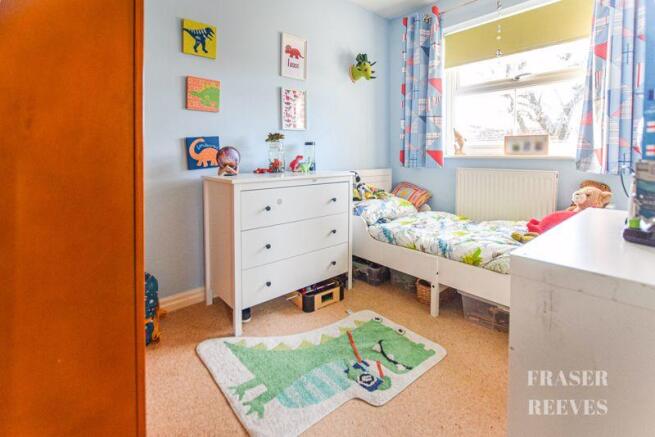 BEDROOM 2