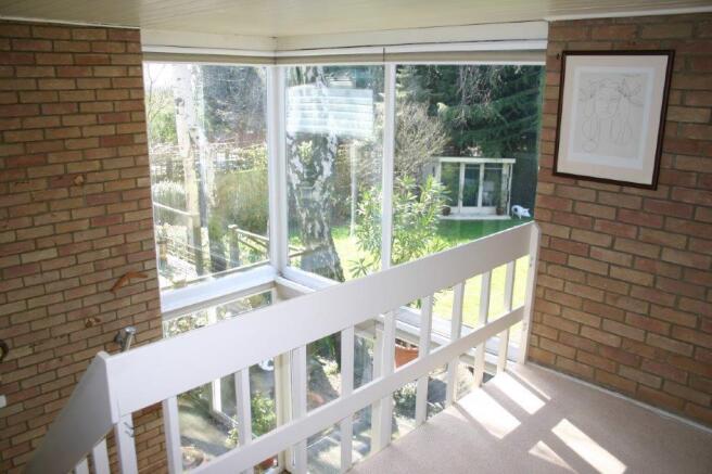 UPPER LEVEL BEDROOM/