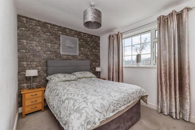 1 bed Apartment for sale Image 8