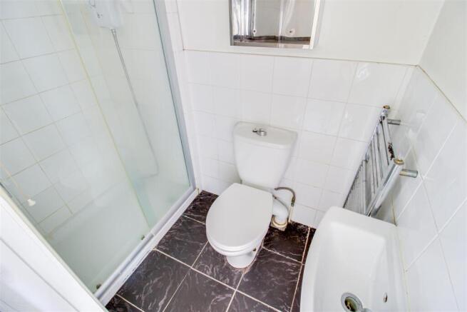 3 bed Terraced for sale Image 9