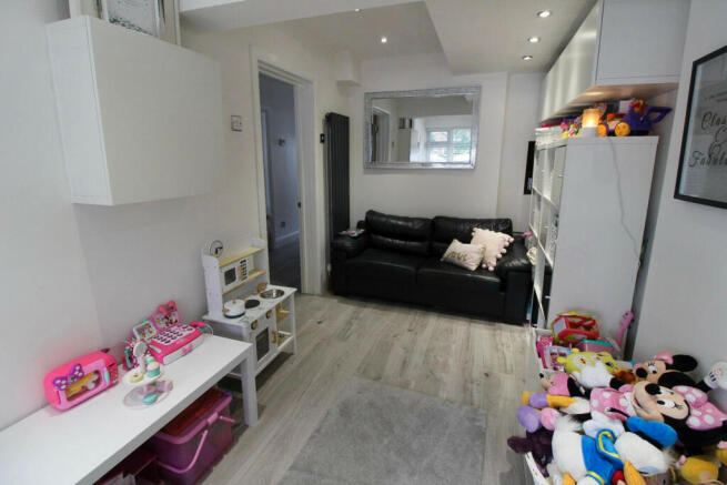 Photo 10