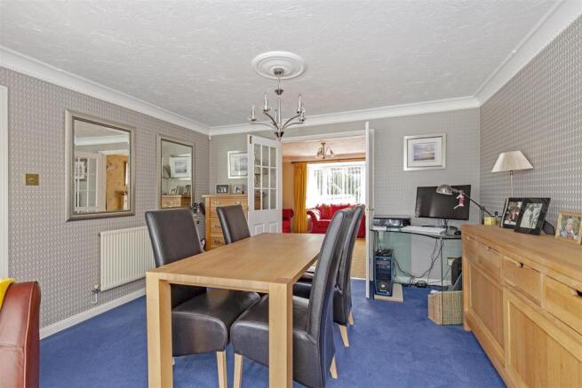 Dining Room-2.jpg