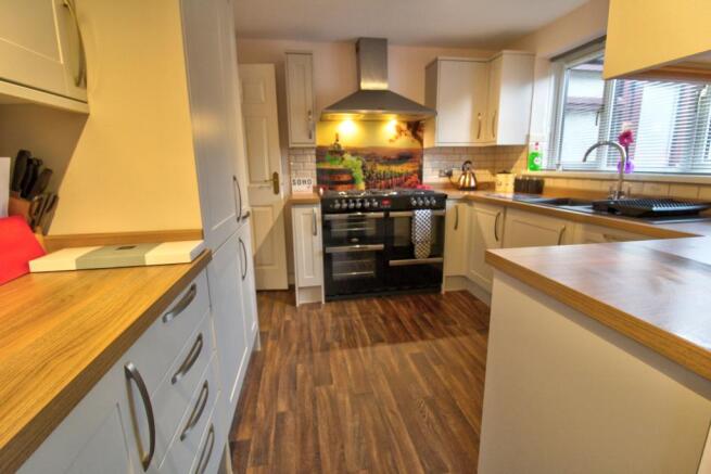 Kitchen 2