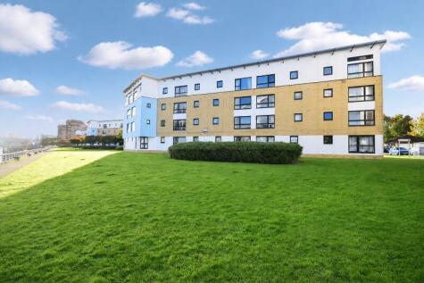 Mavisbank Gardens, Glasgow, G51 1HQ