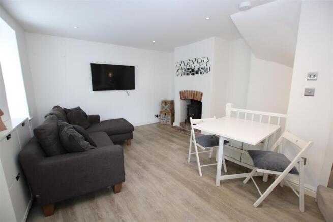 Living Area 3.JPG