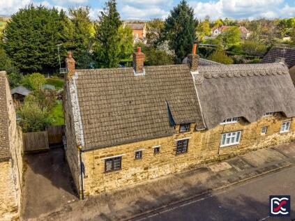 High Street, Blisworth, NN7