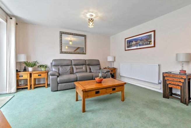 2SmallwoodClose-16.jpg