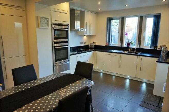 Kitchen / Diner