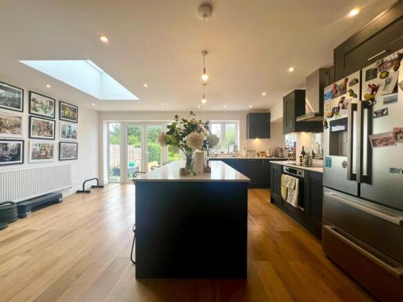 Kitchen/Dining Room