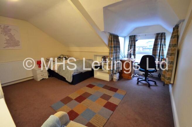 7 bed Terraced to rent Image 9