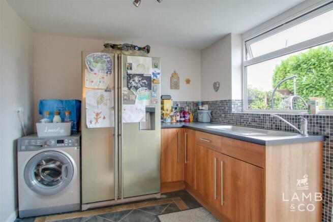 UTILITY ROOM:
