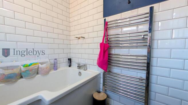 3 bed Semi-Detached for sale Image 10