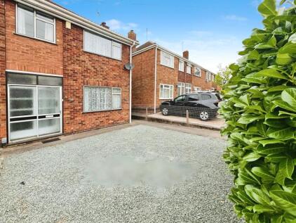 Barn Close, Whitnash, Leamington Spa