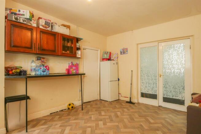 KITCHEN/DINER