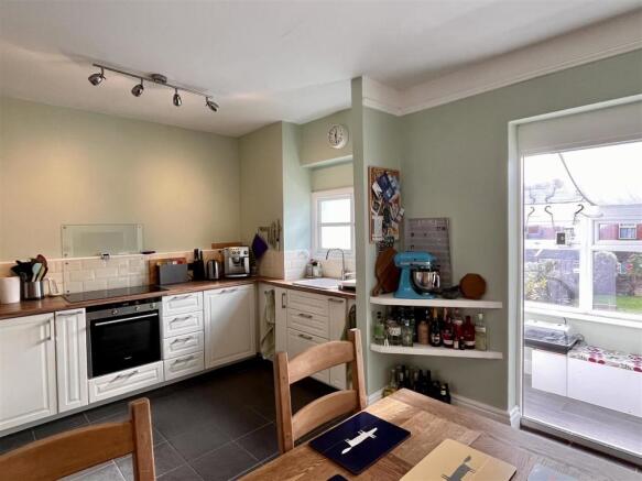 Kitchen/Dining Room