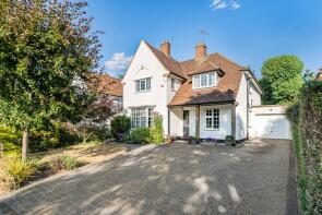 9, Elmwood, Welwyn Garden City AL8 6LD
