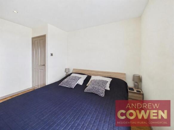 2 bed End of Terrace for sale Image 11