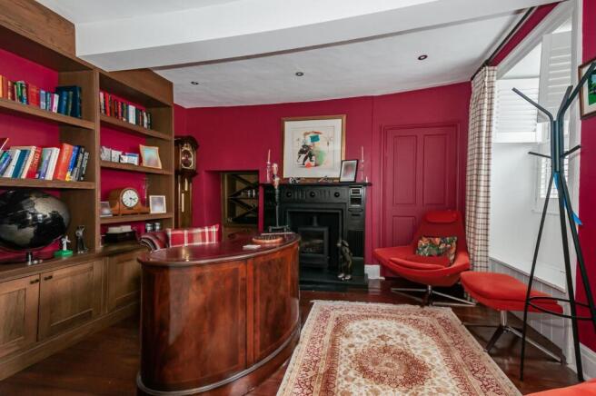 4 bed Town House for sale Image 6