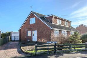Three Corners, Oak Avenue, Withernsea HU19 2PE