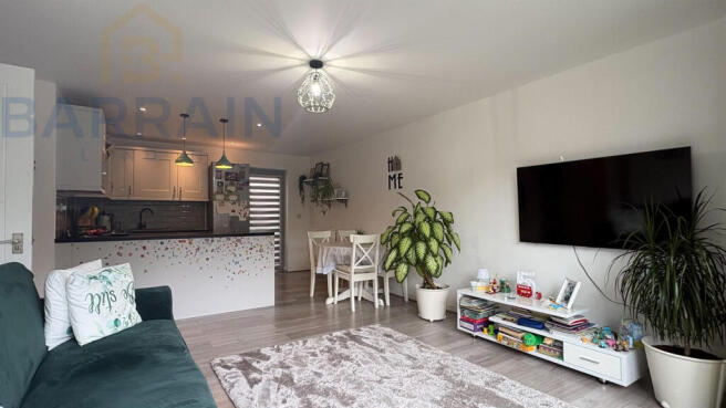 Two Bedroom for sale by Barrain London