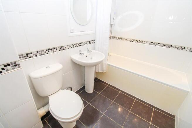 2 bed Terraced for sale Image 7
