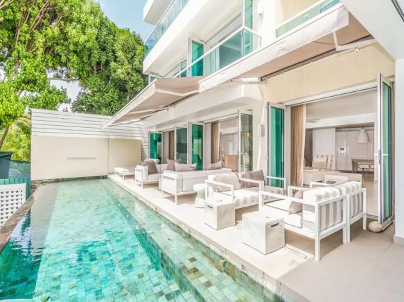 ootprints | Beachfro