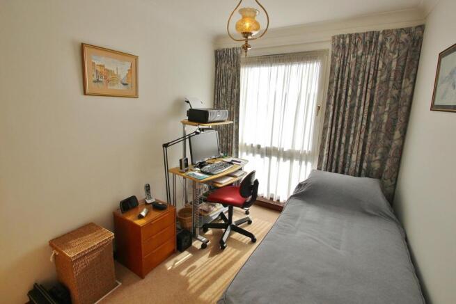Bedroom 2.JPG