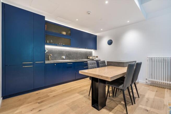 1425731-13-69b84f...