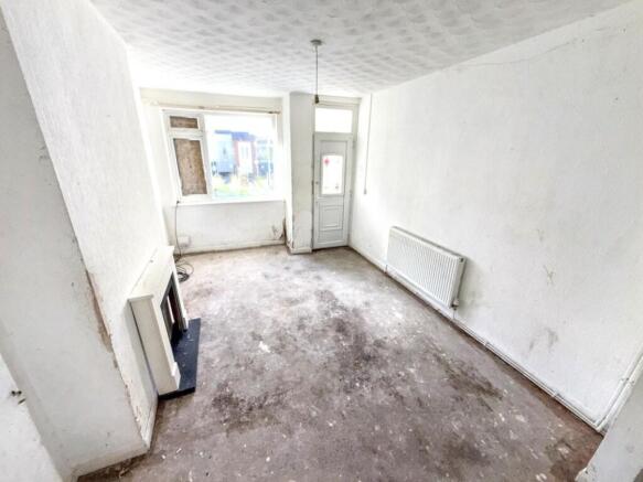 6 Cyprus Street, Hull, North Humberside, HU9 5QX photo 4